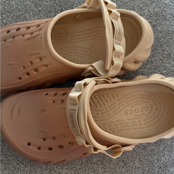 Crocs - Picture 4 of 5
